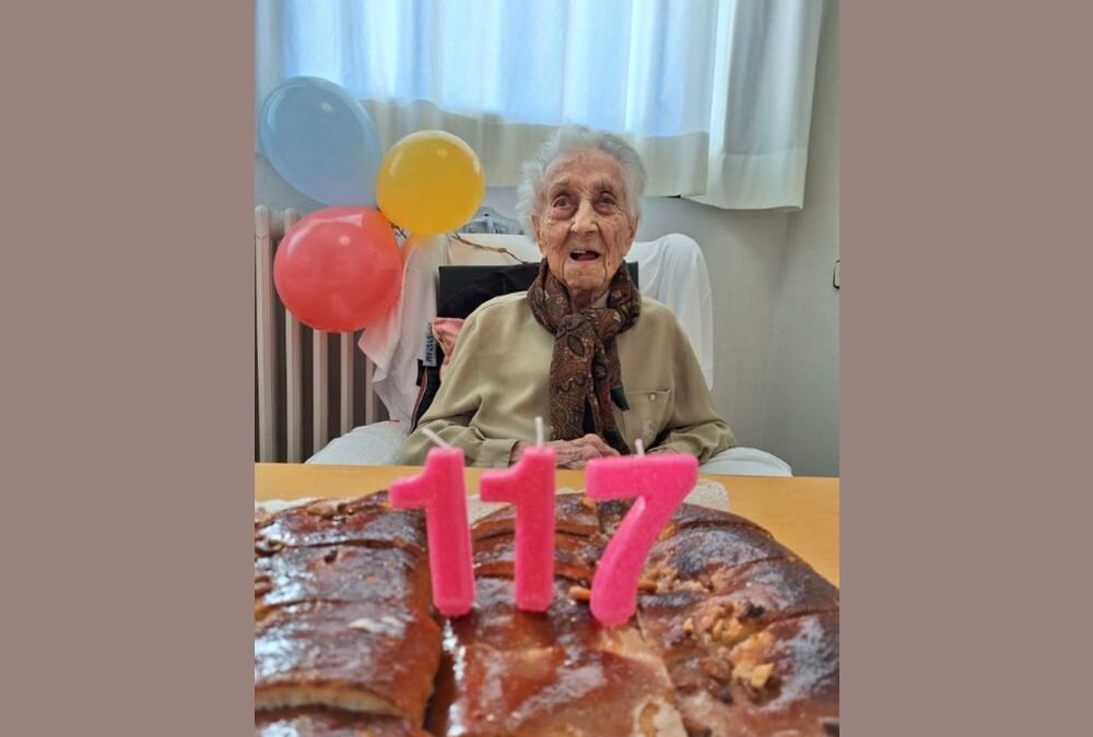 Lifestyle Choices to Live to 100 – Without Giving Up Alcohol